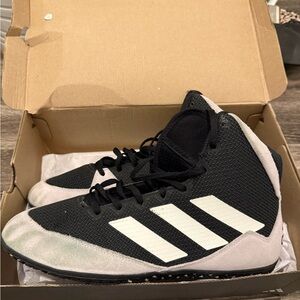 ADIDAS MAT WIZARD 5 WRESTLING SHOES LIKE NEW!